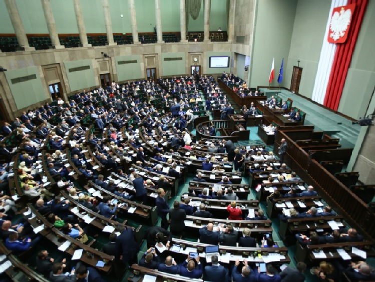 Sejm nie zgodził się na odrzucenie projektów uchwał ws. umów TTIP i CETA